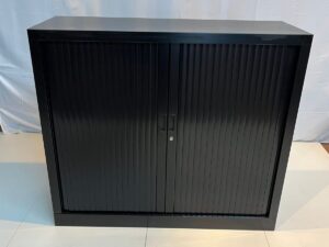 Armoire métallique noire