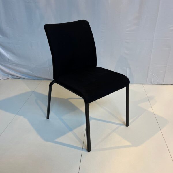 Chaise visiteur noire