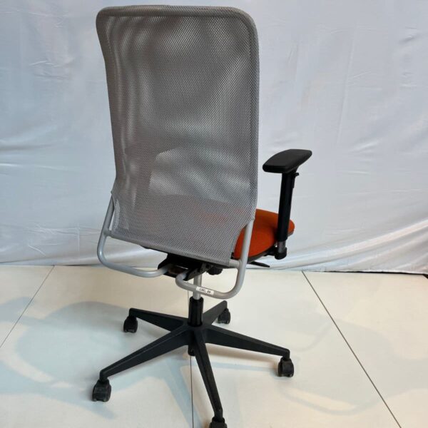 Chaise ergonomique – Image 4