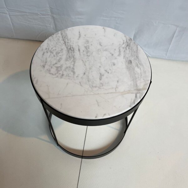 Table d'appoint avec dessus en marbre – Image 3
