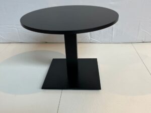 Table basse ronde noire