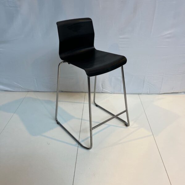 Tabouret haut noir