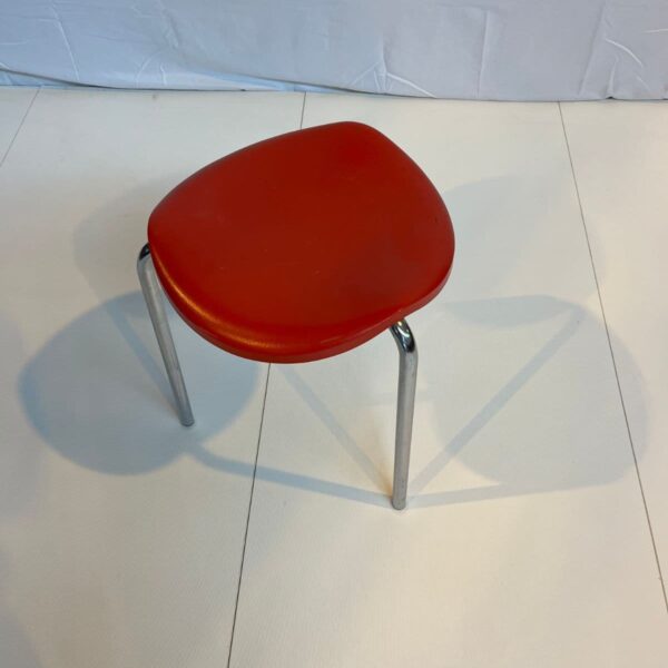 Tabouret rouge – Image 2