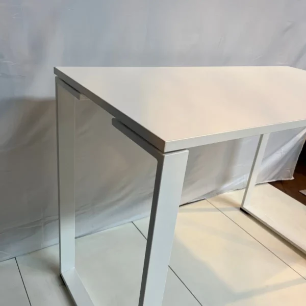 Table haute blanche – Image 4