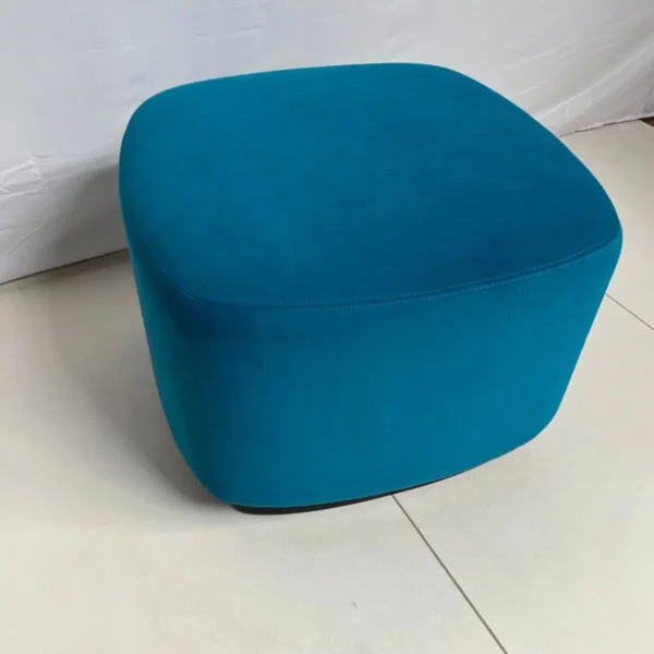 Pouf bleu