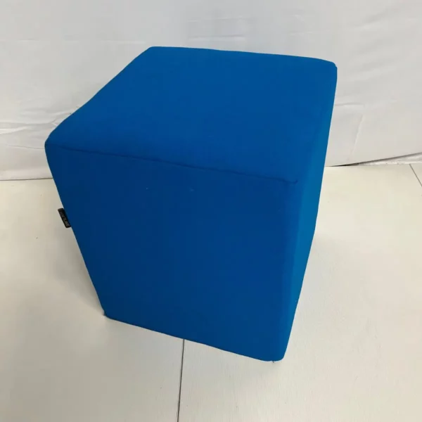 Pouf bleu SOFTLINE