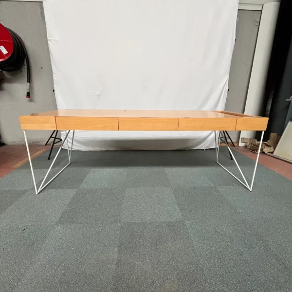 BUREAU DE DIRECTION NARBUTAS