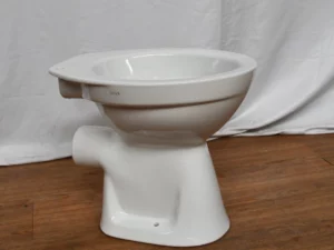 Toilette anglaise abattant vissé