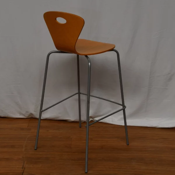 Chaise haute en bois - CHA047 – Image 2