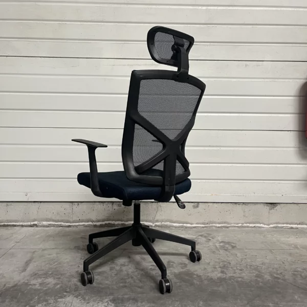 Fauteuil bleu avec têtière - CHA064 – Image 3